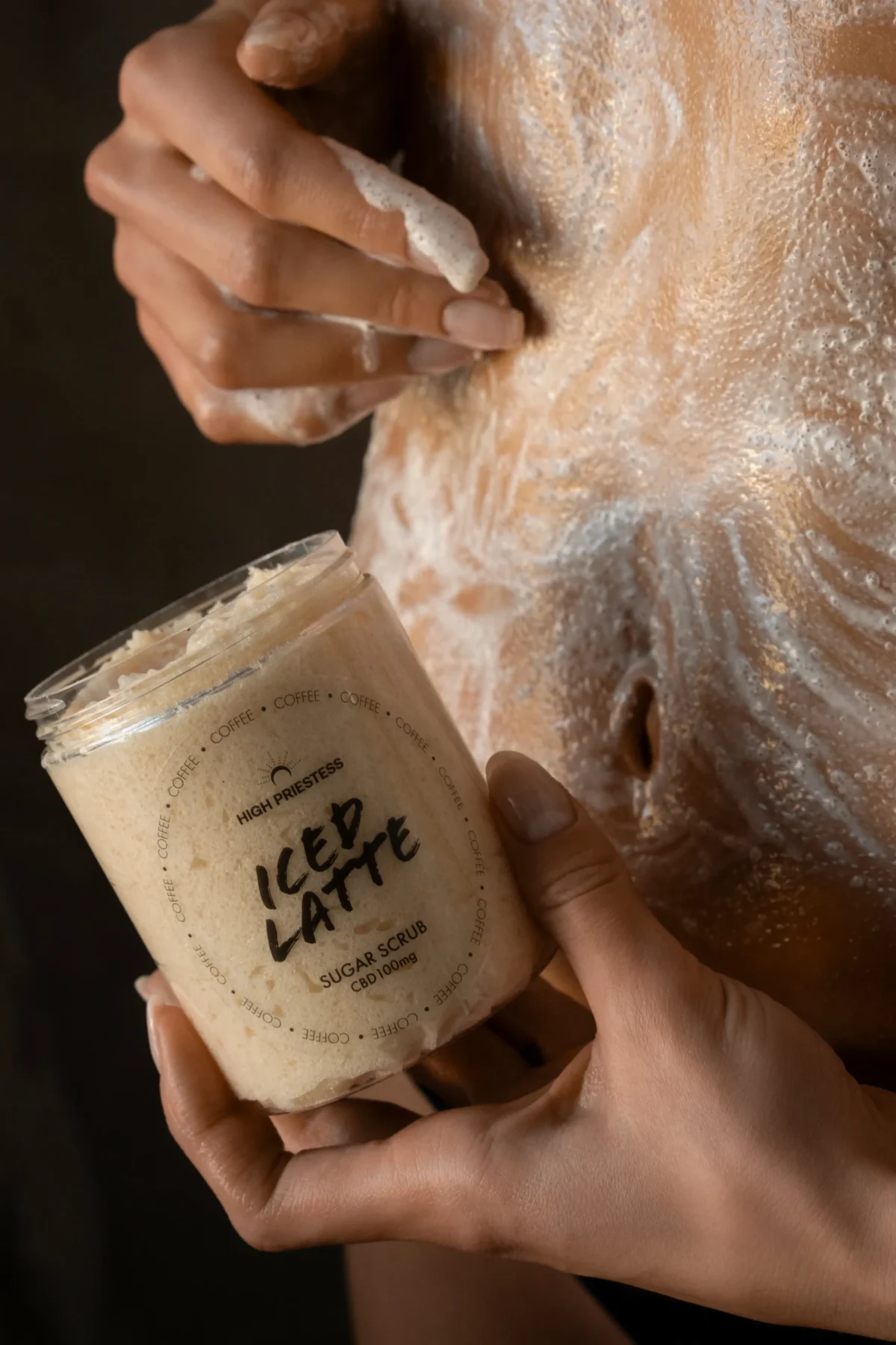 High Priestess rankų ir kūno šveitiklis Iced latte - Image 2